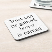 Vertrauen und Ehre harter Kunststoff-Untersetzer Getränkeuntersetzer (Linke Seite)