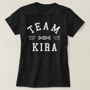 Verwaistes schwarzes Team Kira T-Shirt