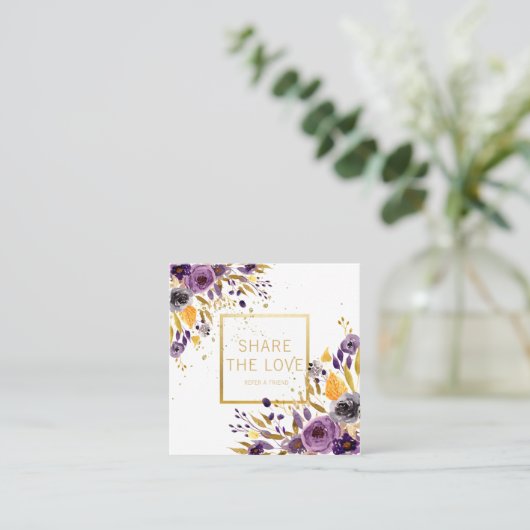 Verweisen Sie eine Freund-lila Quadratische Visitenkarte (Stehend Vorderseite)