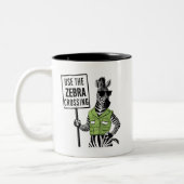 Verwenden Sie die Zebra Crossing-Tasse Zweifarbige Tasse (Links)