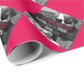 Verwenden Sie Ihr eigenes Foto auf rotem Papier Geschenkpapier (Rolleneckpunkt)