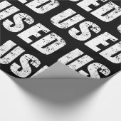 VERWENDETES WRAPPPAPIER GESCHENKPAPIER (Ecke)