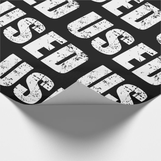 VERWENDETES WRAPPPAPIER GESCHENKPAPIER (Ecke)