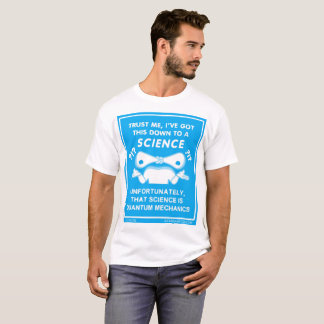 "Verwickelt herauf" den T - Shirt der Männer