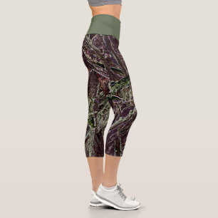 Verwickelte Zweige Abstract 101 Grüne Capri Leggings