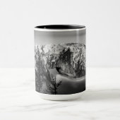 Verwirren des Bogen-Felsens Samuel H Boardman Tasse (Zentrum)