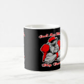 Verwirren Sie nicht großes Hundeschwarzes Kaffeetasse (VorderseiteRechts)