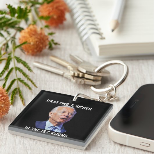 Verwirrte Joe Biden Fantasy Football Loser Draftin Schlüsselanhänger (Vorderseite rechts)