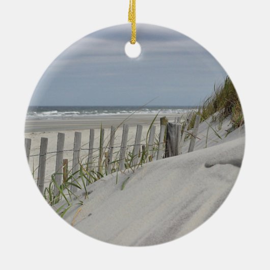 Verwitterter Zaun und Sanddünen am Strand Keramikornament (Hinten)