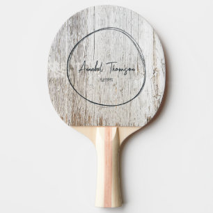 Verwittertes Weiß getünchtes Holz Name im gezeichn Tischtennis Schläger