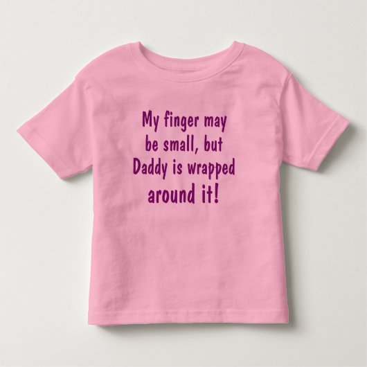 verwöhnt von Daddy Kleinkind T-shirt (Vorderseite)