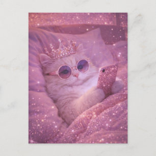 Verwöhnte Prinzessinnenkatze schreibt Nachrichten  Postkarte