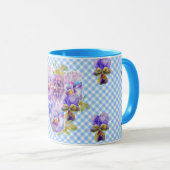 Verwöhnte Stiefmütterchen Blumen Blau Gingham Blum Tasse (VorderseiteRechts)