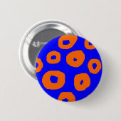 verworfene orange Kreise auf blauen Button (Vorne & Hinten)