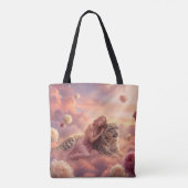 Verzaubernder Schneeleopard und Frau in Wolken Tasche (Rückseite)