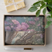 Verzauberte Fee, die unter einem Baumkronplatz sit Seidenpapier (Geschenk)