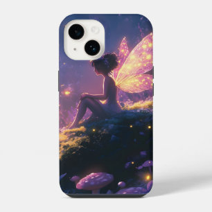 Verzauberte Fee sitzt in einem magischen Wald iPhone 14 Hülle