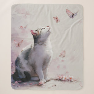 Verzauberte getigerte Katze in einem Schmetterling Sherpadecke