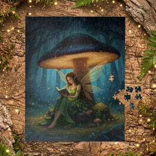 Verzauberte Nachtfee beim Lesen eines Buches Puzzle