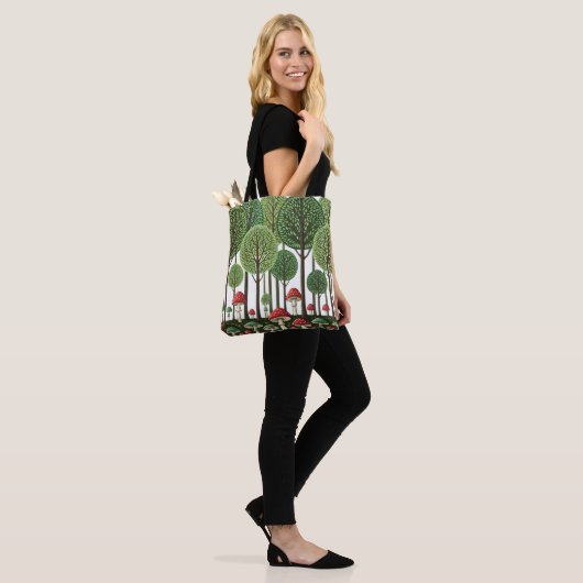 Verzauberter Wald Tasche (Am Model)