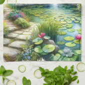 Verzauberter Wasserfallgarten-Lilienteich Geschirrtuch (Gefaltet)