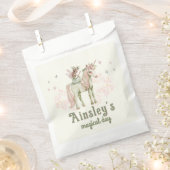 Verzaubertes Einhorn und Märchen zum Personalisier Geschenktütchen (Ausgeschnitten)