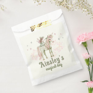 Verzaubertes Einhorn und Märchen zum Personalisier Geschenktütchen