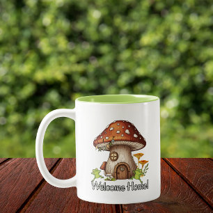 Verzaubertes Pilzhäuschen Zweifarbige Tasse
