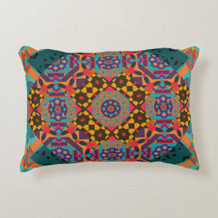 Verziert östlich: Luxuriöse grüne Dekoration. Dekokissen