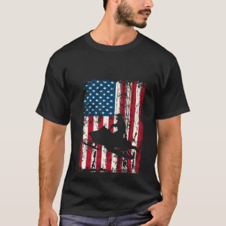 Verzierte amerikanische Flagge Schneemobil Schlitt T-Shirt