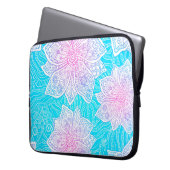 Verzierte Blume in Blau und Rosa nahtlos patentier Laptopschutzhülle (Vorderseite Links)