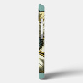 Verzierte Blumenmedaille über hellblauen Hintergru Case-Mate iPhone Hülle (Rückseite / Links)