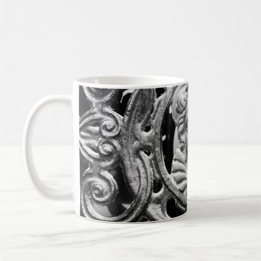 Verzierte Eisenstürme Kaffeetasse (Links)