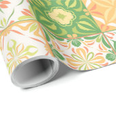 Verzierte Fliesen in grün und gelb Geschenkpapier (Rolleneckpunkt)