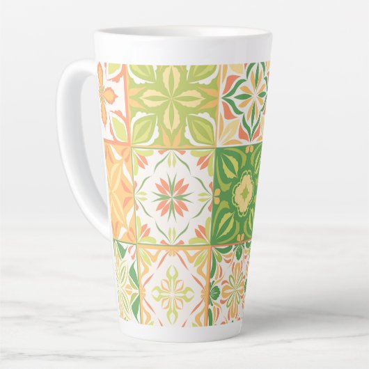 Verzierte Fliesen in grün und gelb Milchtasse (Linke Ecke)