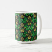 VERZIERTE GRÜNE UND GOLD IRISH-SCHNÖRKEL KAFFEETASSE (VorderseiteRechts)