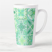 Verzierte grüne und weiße Fliesen Milchtasse (Rechts)