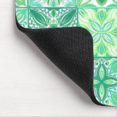 Verzierte grüne und weiße Fliesen Mousepad (Ecke)