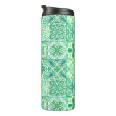 Verzierte grüne und weiße Fliesen Thermosbecher (Nach rechts gedreht)