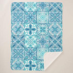 Verzierte Kacheln in Blau und Weiß Sherpadecke