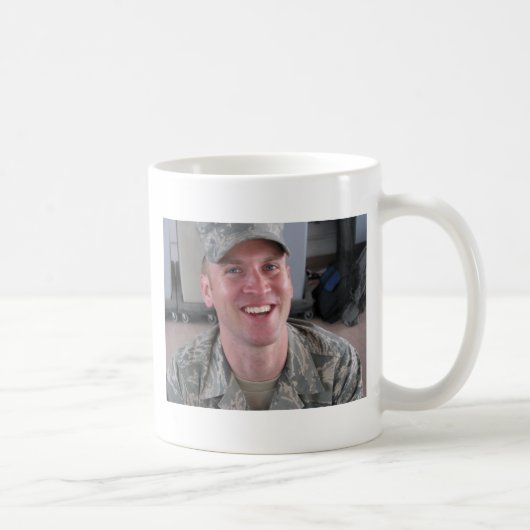 Verzierte Kriegs-Held-Tasse Kaffeetasse (Rechts)
