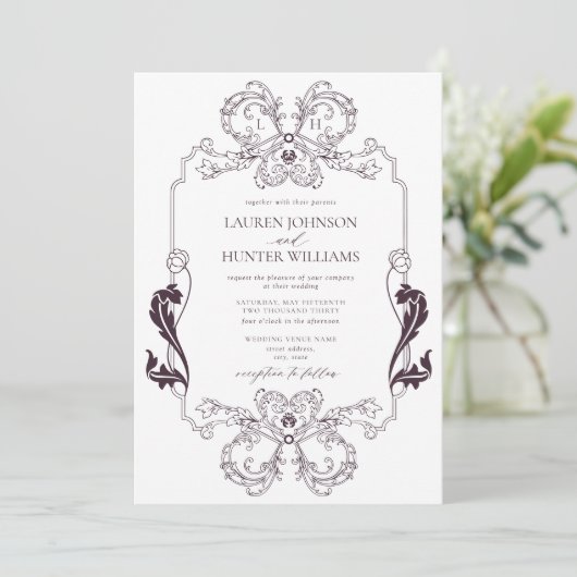 Verzierte Lila Blumenstrauß Art Mongram Hochzeit Einladung (Stehend Vorderseite)