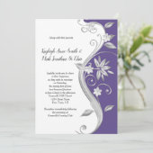 Verzierte Lila und silberne Wirbel Hochzeit Einladung (Stehend Vorderseite)