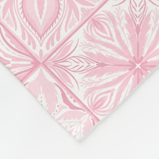 Verzierte rosa Fliesen Fleecedecke (Ecke)
