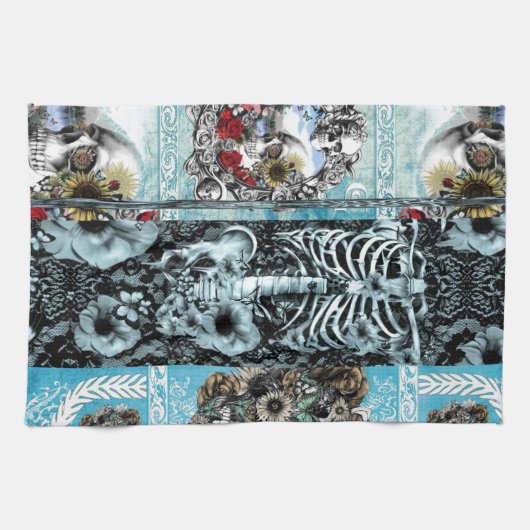 Verzierte Schädelcollage Geschirrtuch (Horizontal)