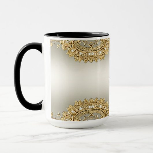 Verzierte Tasse (Links)