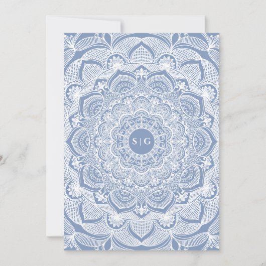 Verzierte Weißblütenleine dusty blue mandala Einladung (Vorderseite)