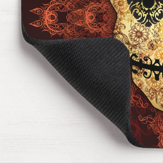 Verzierter Flammen-Zuckerschädel Mousepad (Ecke)