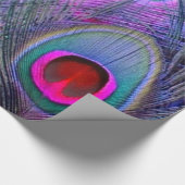 Verzierter Fuchsie-Lila Pfau versieht GESCHENKE Geschenkpapier (Ecke)