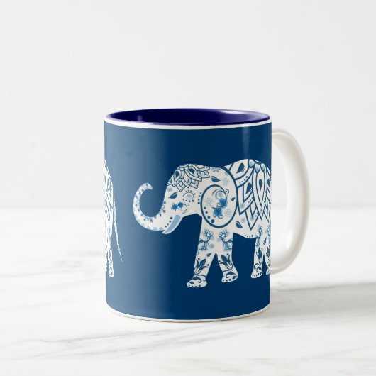 Verzierter gemusterter blauer Elefant Zweifarbige Tasse (VorderseiteRechts)